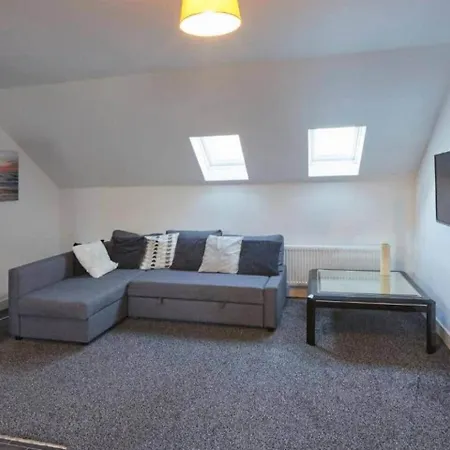 1-bedroom Serviced In Skinningrove 12 *